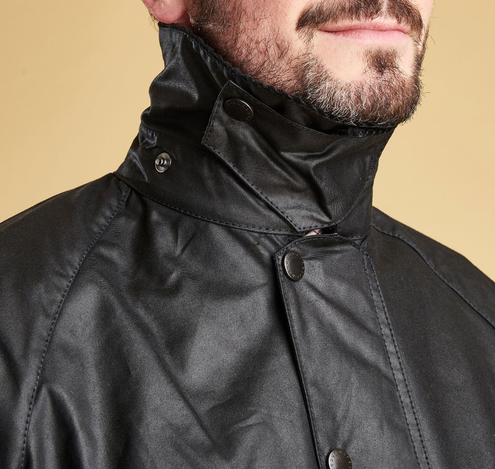 Barbour Beaufort Men's Waxed Jackets Black | 089725-NMX