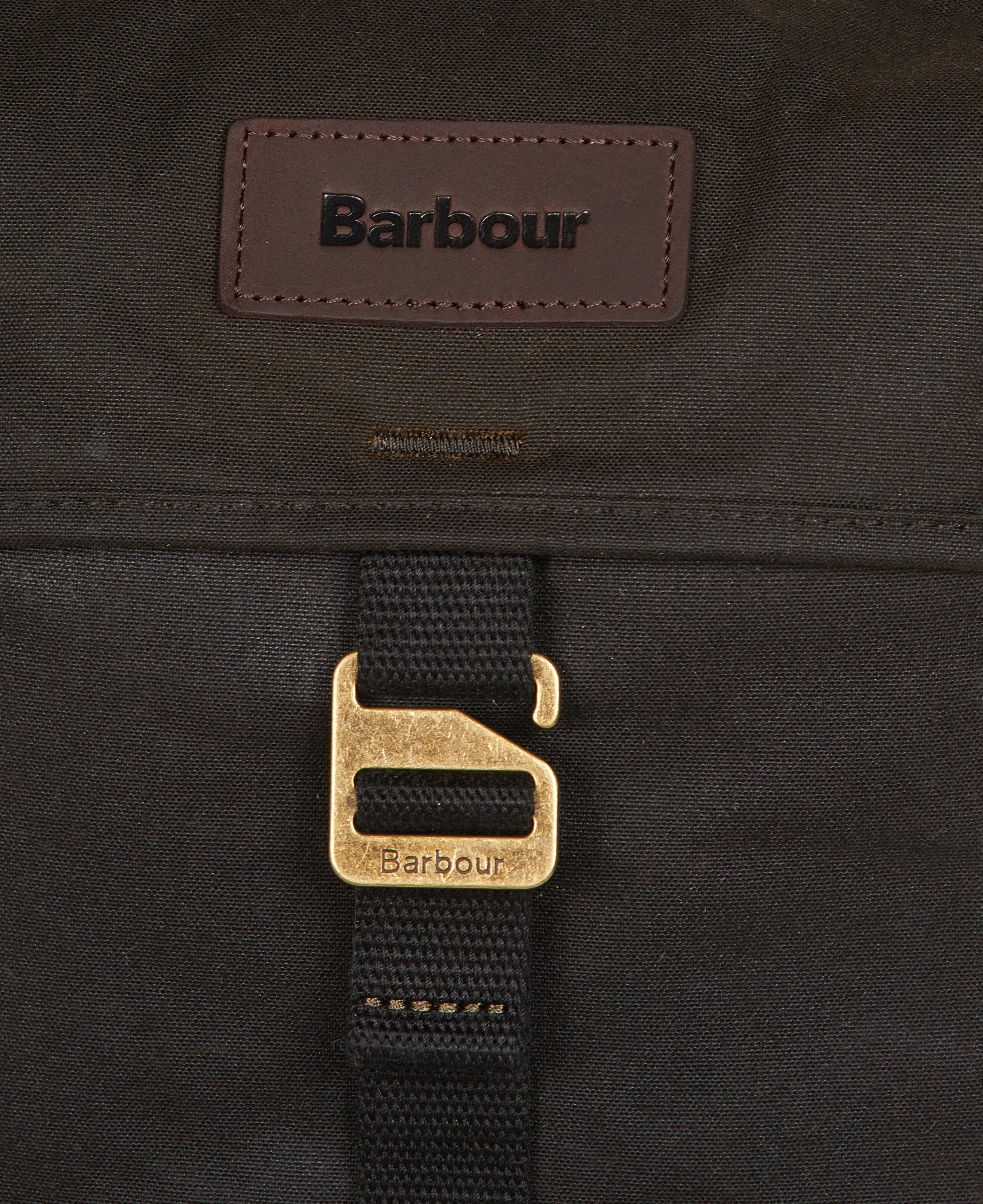 Barbour Essential Men's Luggage Bags Olive | 546298-EKX