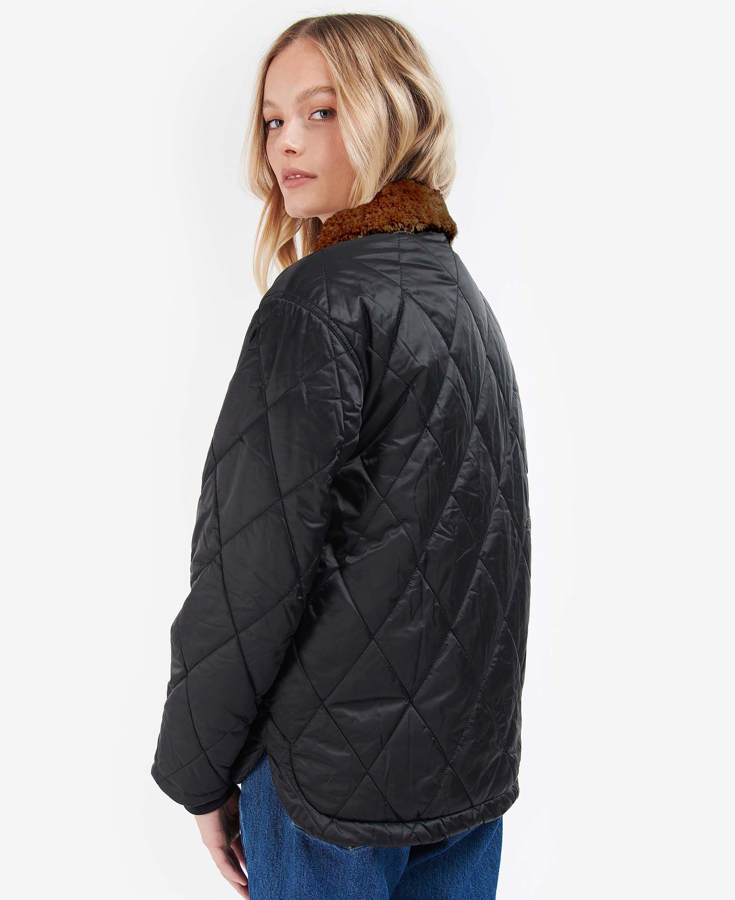 Barbour Vaila Women's Quilted Jackets Black | 941583-BZS