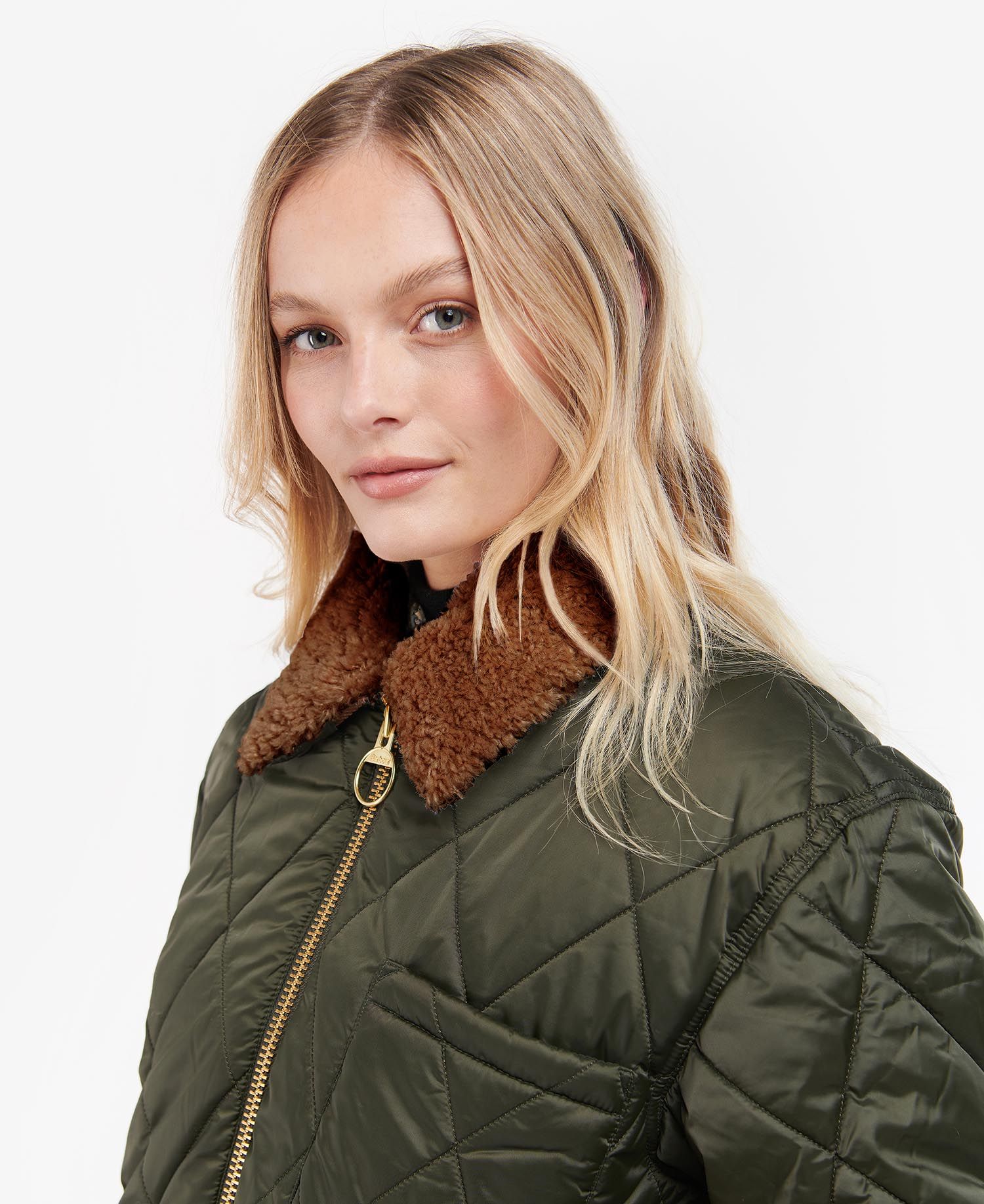 Barbour Vaila Women's Quilted Jackets Olive | 236059-OMG